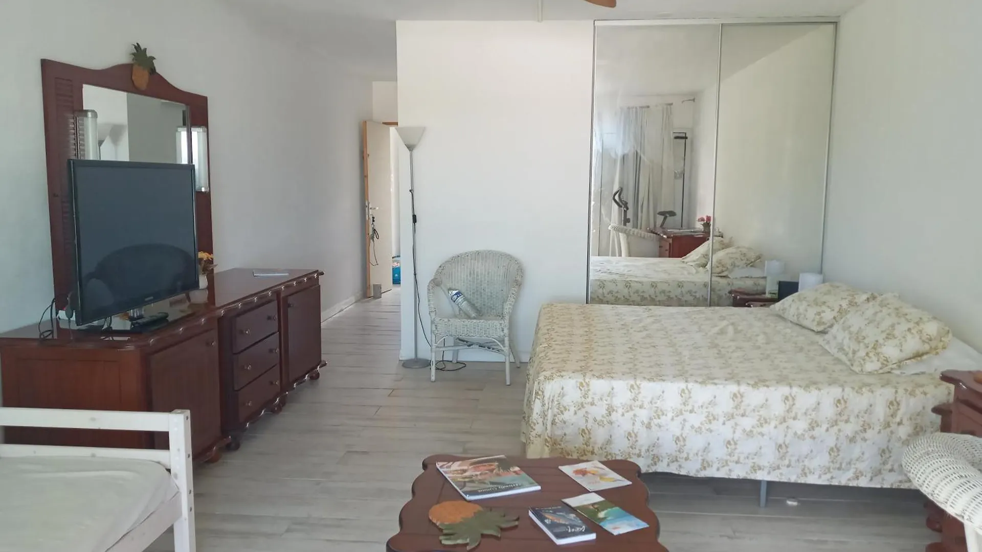 Just In Paradise Baie Nettle Apartament