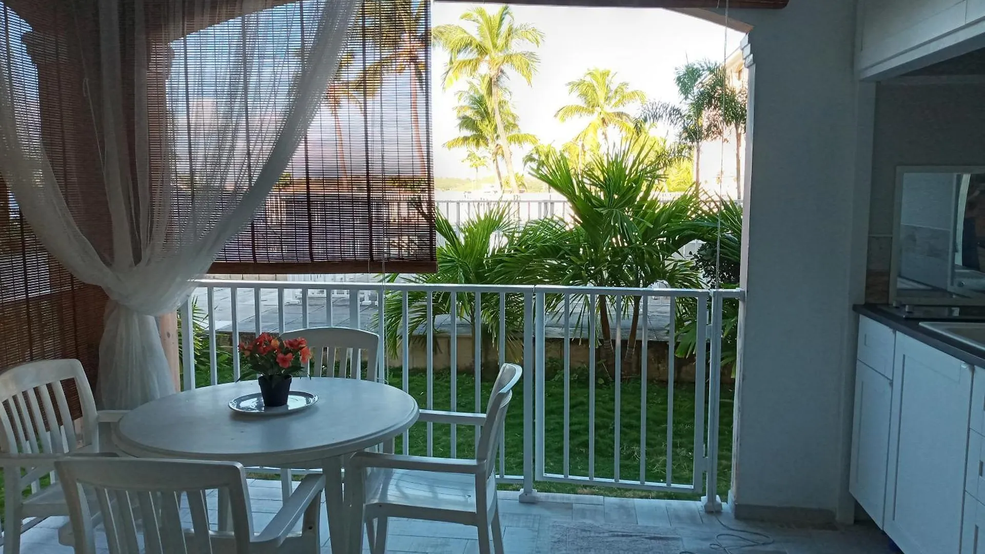 Just In Paradise Baie Nettle Apartamento